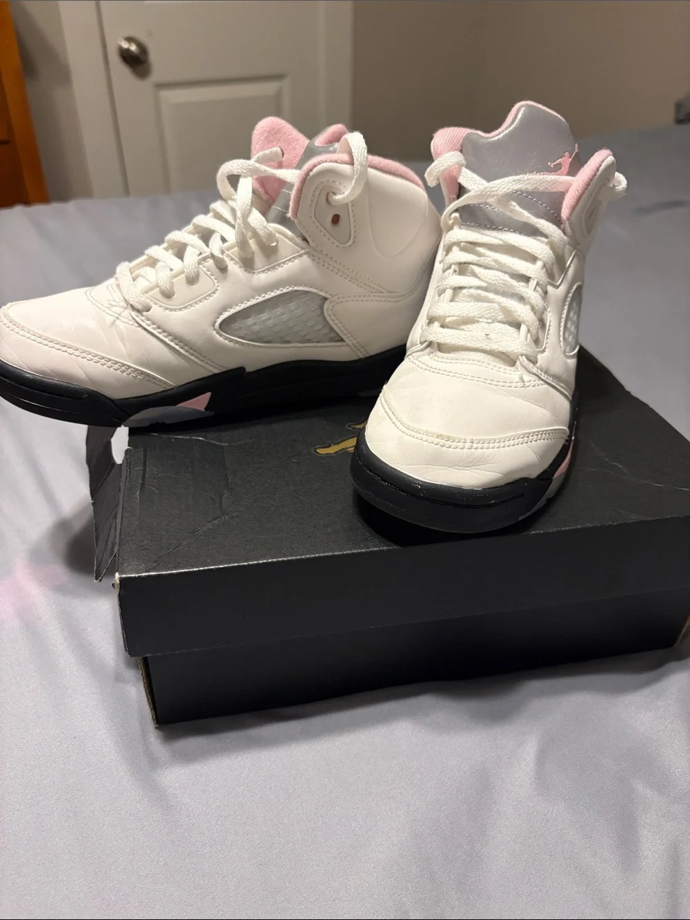 Jordan 5 retro Kids White and Pink High-Top Basketball Sneakers size 2.5